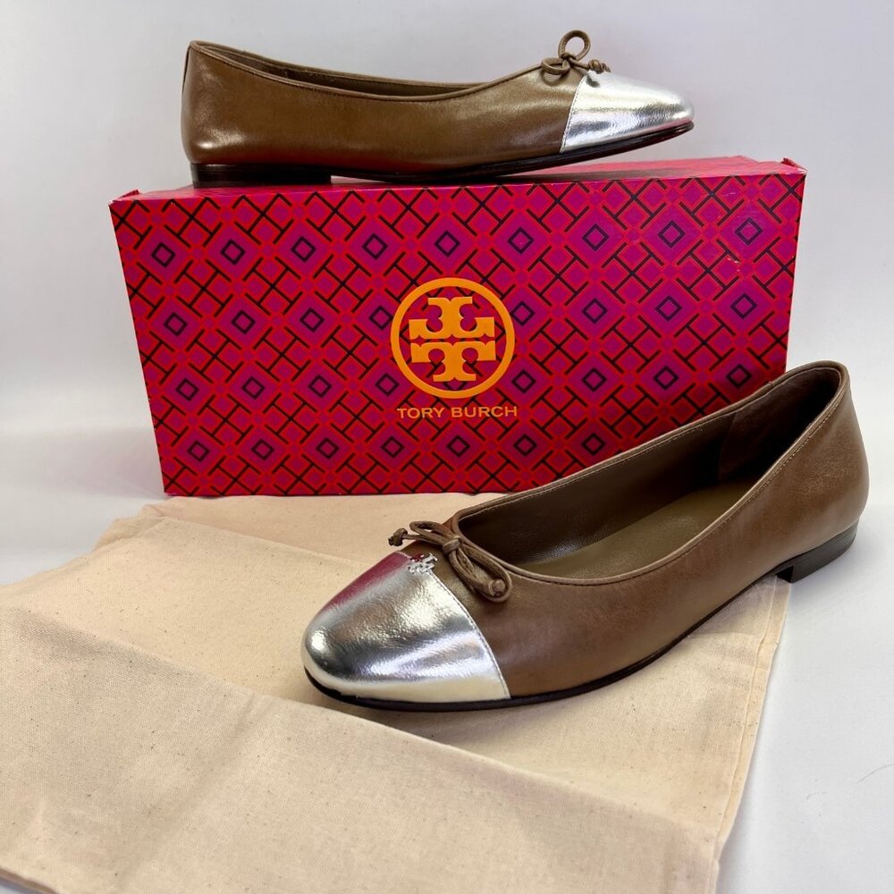 Tory Burch Cap Toe Ballet Flat Size 8.5 Tan Goat Leather Silver Slip-On Bow